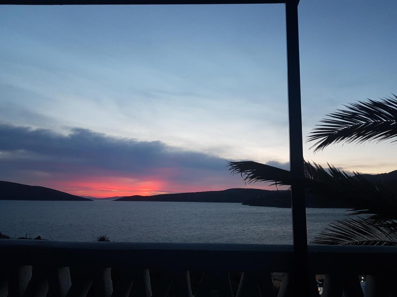 Linaria Bay Apartment Bagian luar foto